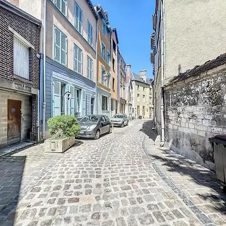 Le Apartmán